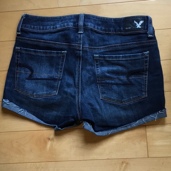 American Eagle jeans shorts 3” - Picture 2 of 2